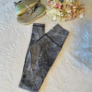 Lululemon speckled leggings